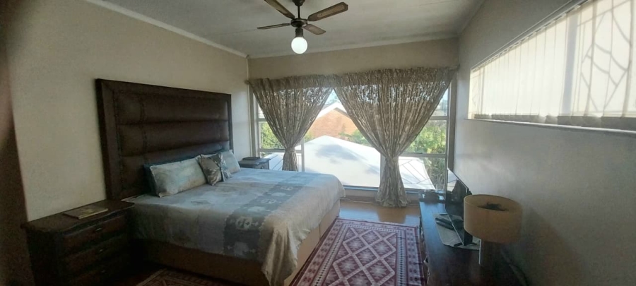 4 Bedroom Property for Sale in Amalinda North Eastern Cape